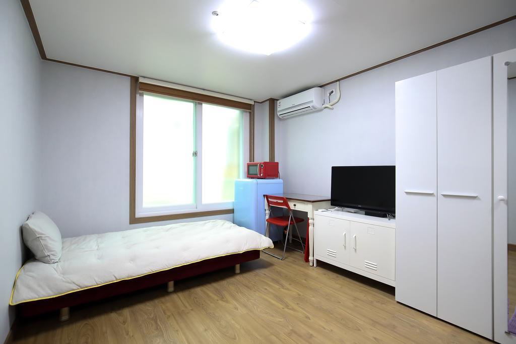 Hotel Sb House Suwon Esterno foto